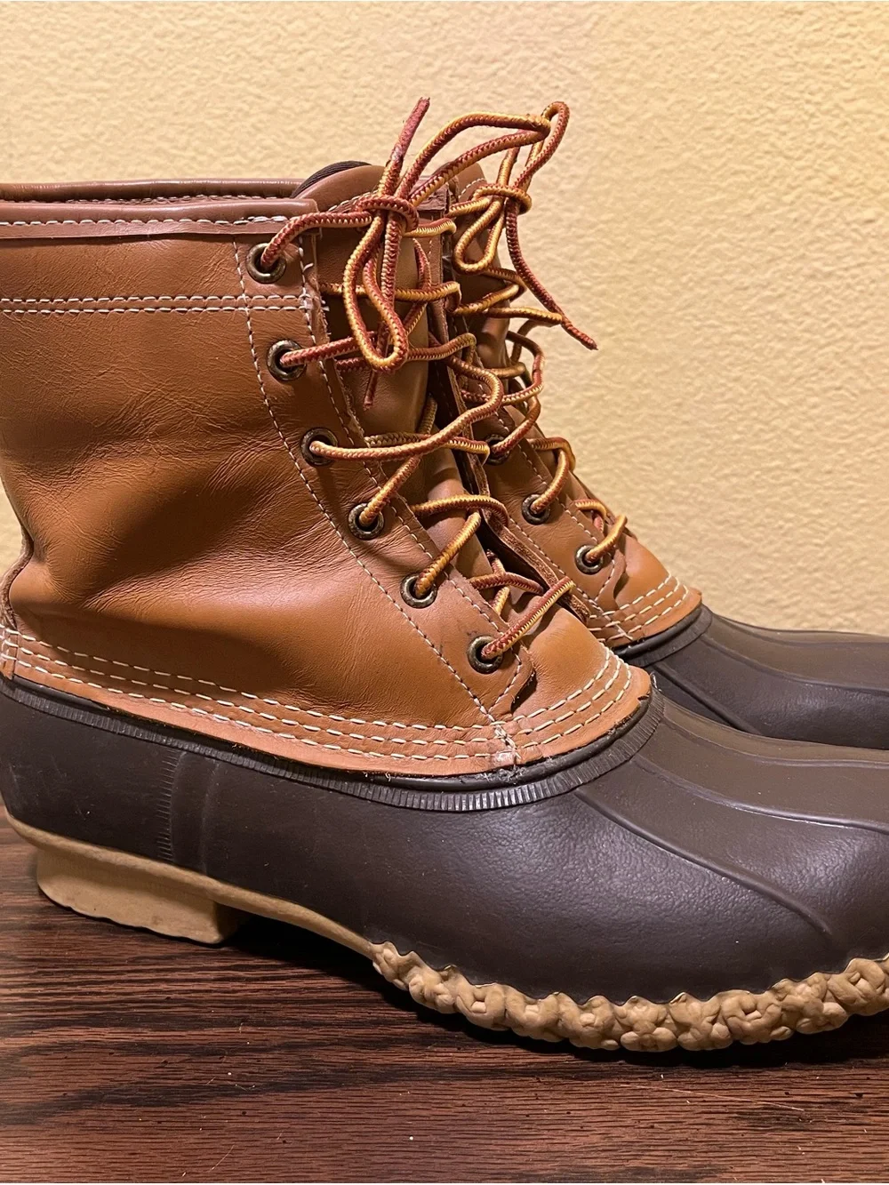 L.L.Bean Men's 8” Duck Boots Gore-Tex/Thinsulate Brown/Tan Leather SIZE 9 D